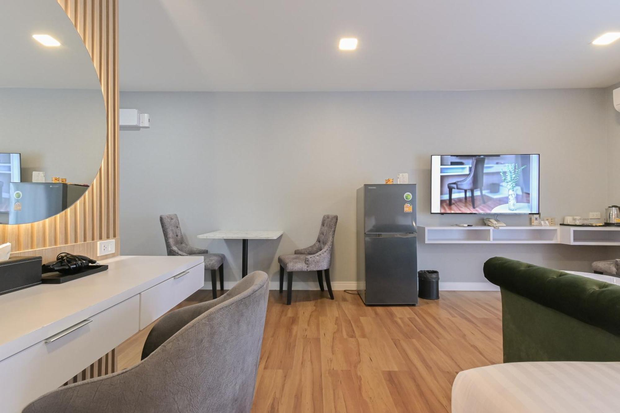 Shewin De Bangkok Hotel Ngoại thất bức ảnh