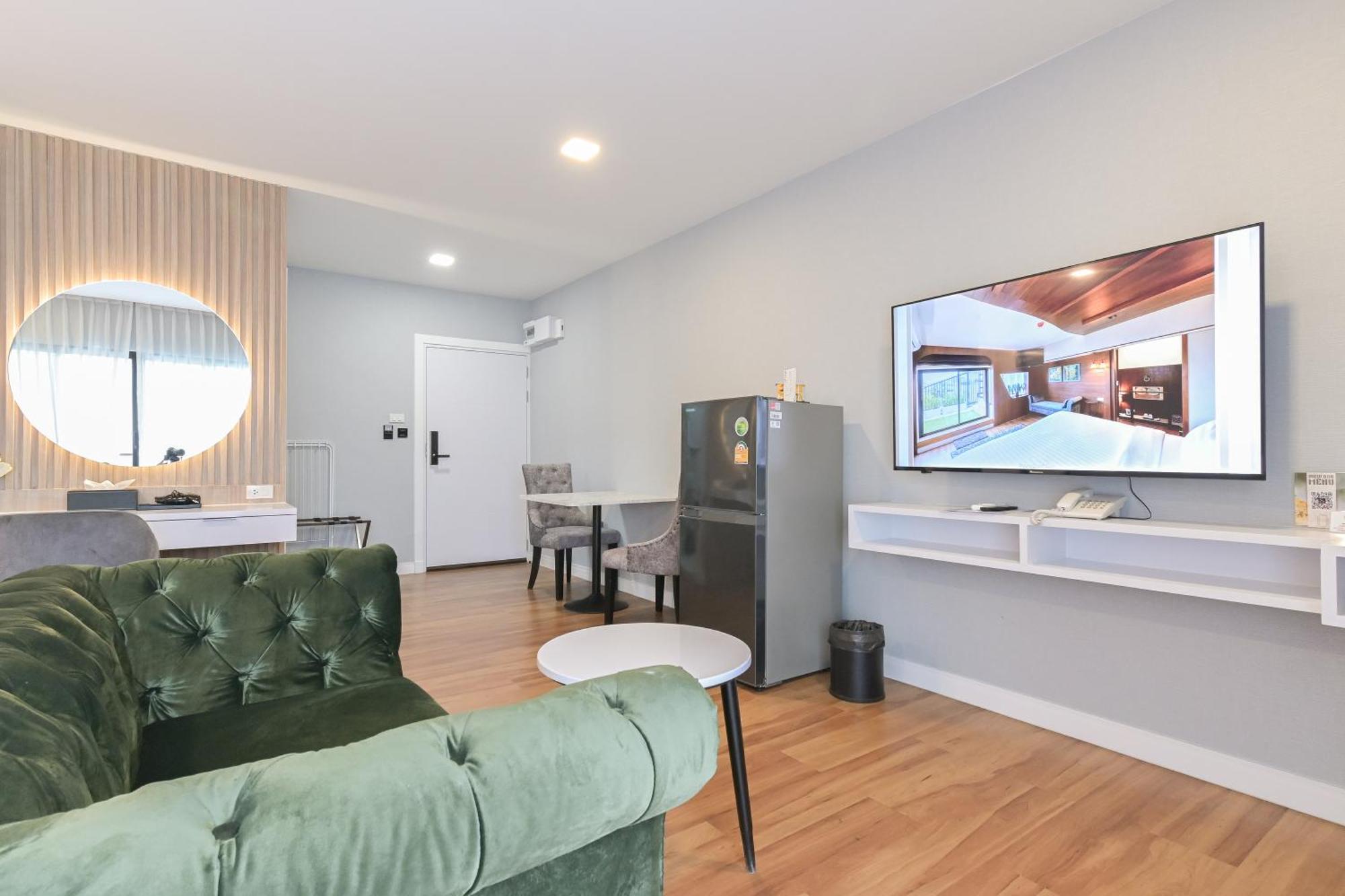 Shewin De Bangkok Hotel Ngoại thất bức ảnh