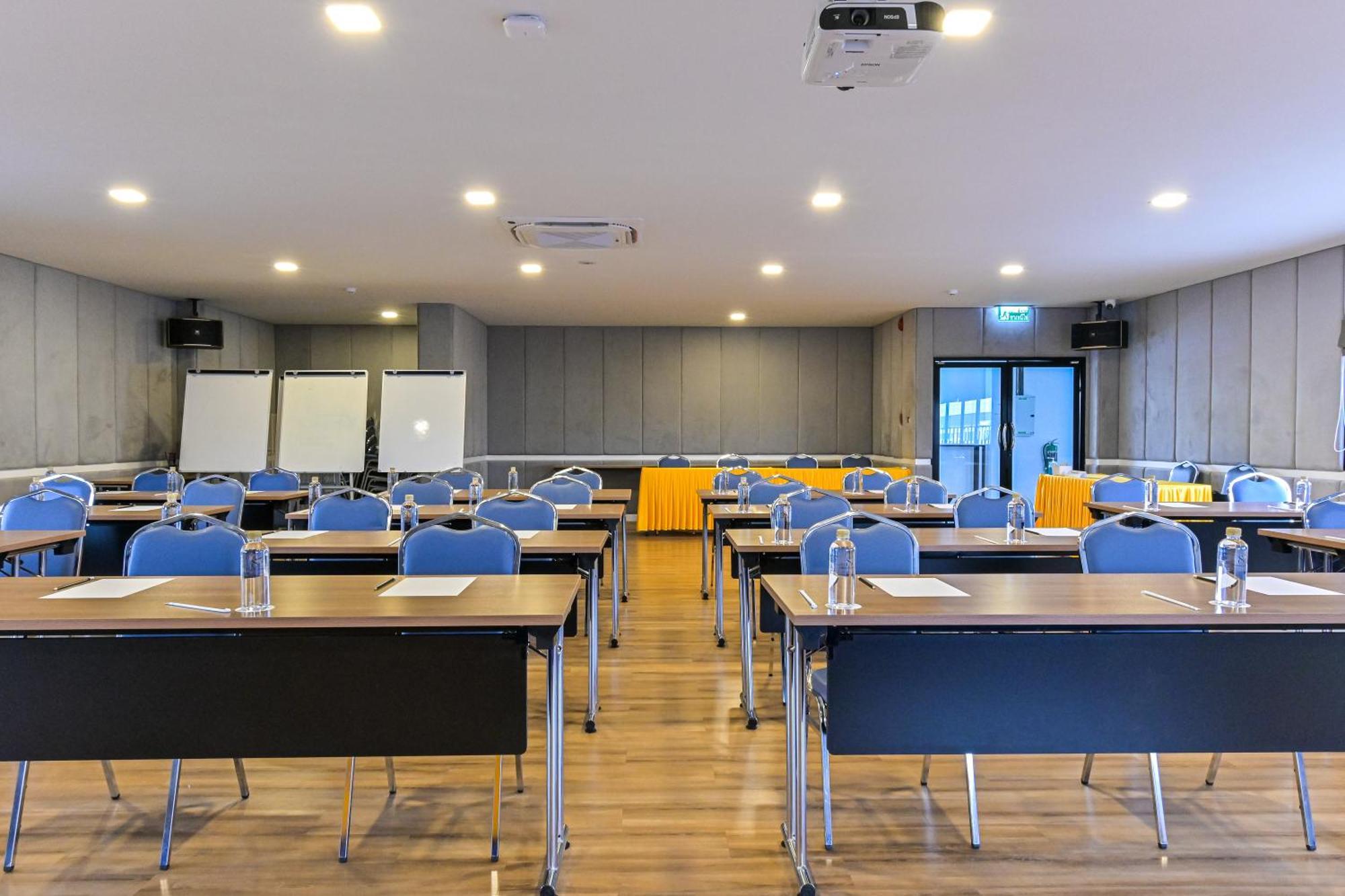 Shewin De Bangkok Hotel Ngoại thất bức ảnh