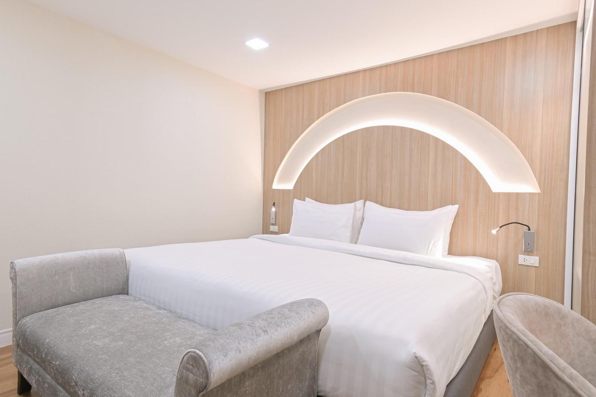 Shewin De Bangkok Hotel Ngoại thất bức ảnh