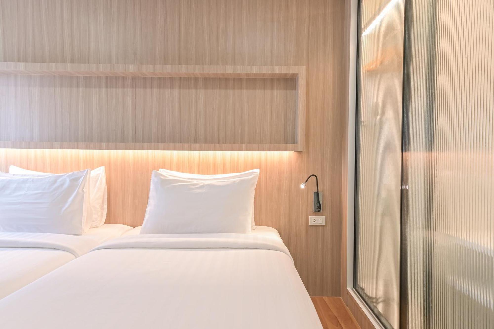 Shewin De Bangkok Hotel Ngoại thất bức ảnh